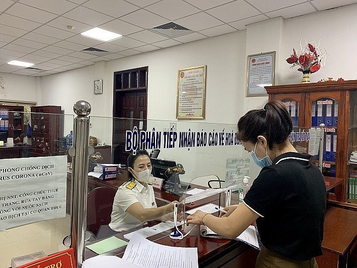 Cục Thuế Hà Tĩnh tập trung hướng dẫn, giải quyết nhanh, chính xác các chính sách hỗ trợ của Nhà nước đến từng đối tượng được thụ hưởng.