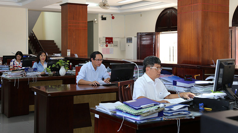 Hoạt động nghiệp vụ tại Kho bạc Nhà nước Phú Yên.