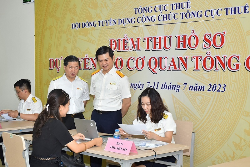 Thi khu vực miền Bắc: Vòng 1 thi trắc nghiệm từ ngày 11/9/2023 đến ngày 13/9/2023; Vòng 2 thi viết dự kiến ngày 18/9/2023.