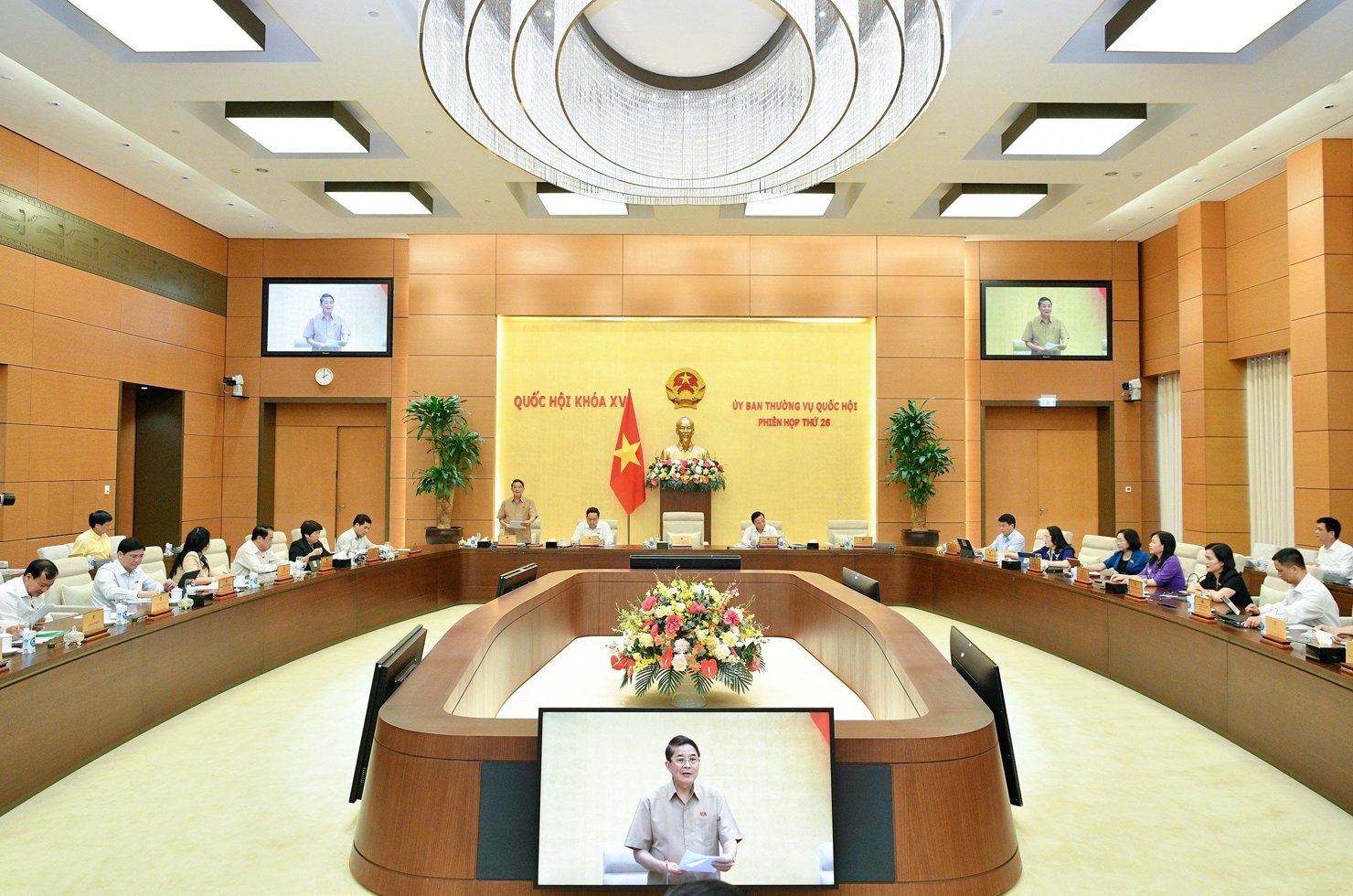 Quang cảnh Phiên họp.