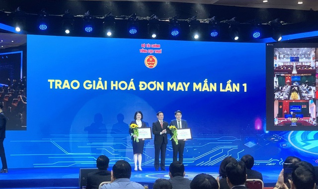 Chương trình “Hóa đơn may mắn” đã và đang mang lại hiệu quả thiết thực, từng bước hình thành những thói quen tiêu dùng văn minh trong việc trao đổi hàng hóa.