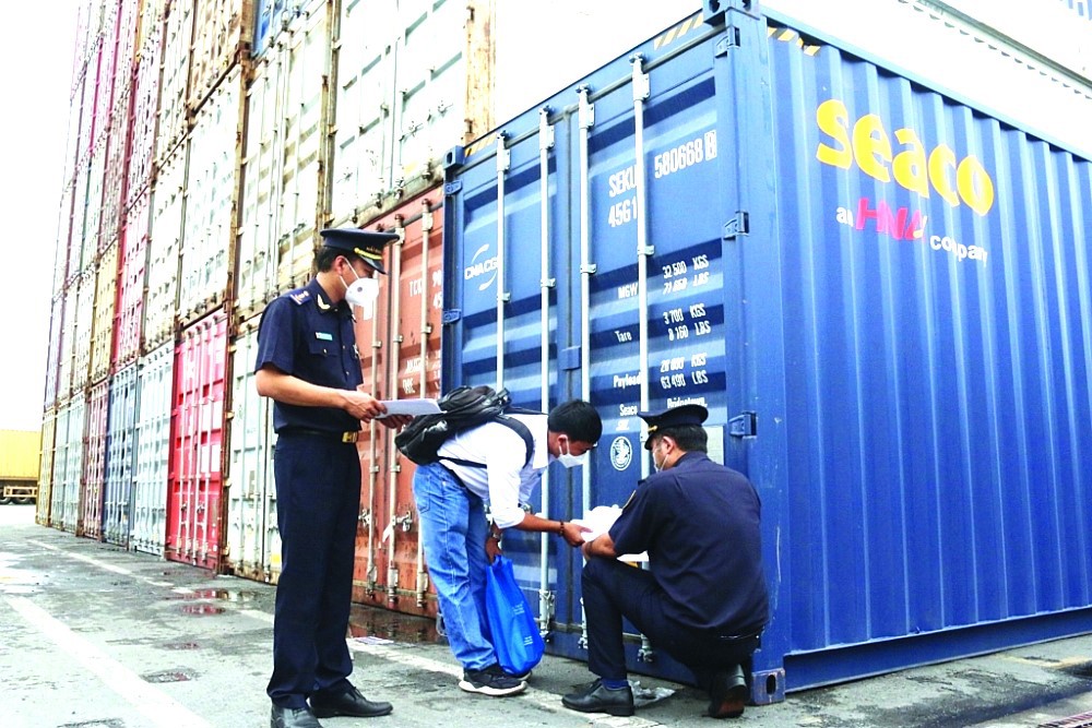 Hải quan Đồng Nai luôn chú trọng phát triển mối quan hệ Hải quan - Doanh nghiệp. Ảnh: internet