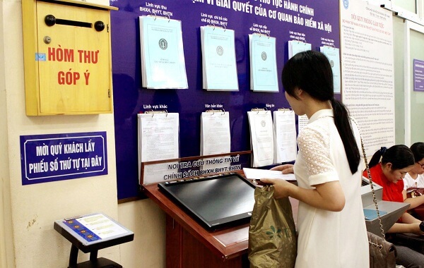 Theo phản ánh của người dân, DN, ở một số cơ quan, đơn vị, địa phương nhất là ở cơ sở vẫn còn tình trạng nhũng nhiễu, tiêu cực, phát sinh thêm TTHC.