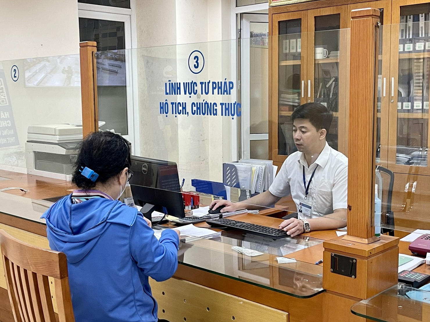 Các địa phương nghiên cứu, góp ý đối với các phương án cắt giảm, đơn giản hóa các quy định kinh doanh.