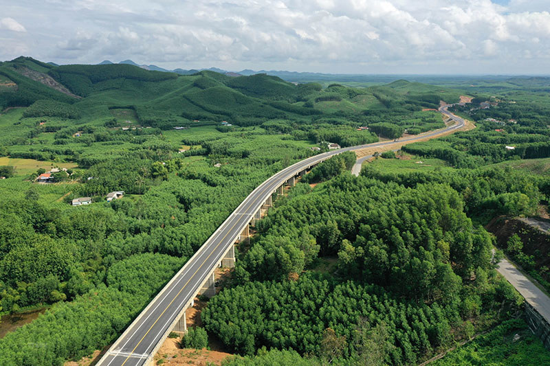 Cần xem xét sửa đổi, bổ sung quy định pháp luật để gỡ vướng cho thực hiện các dự án theo hình thức đầu tư này. Ảnh: internet