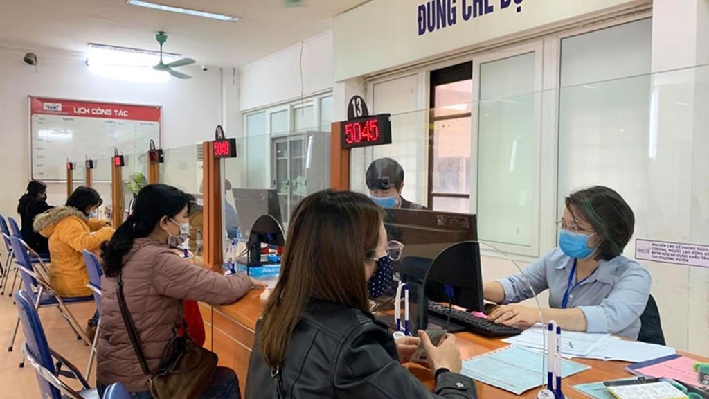 Về dự toán chi lương hưu, trợ cấp BHXH cho người thụ hưởng thuộc đối tượng, Bộ Tài chính tổng hợp vào dự toán chi ngân sách nhà nước, trình cấp thẩm quyền quyết định theo quy định.