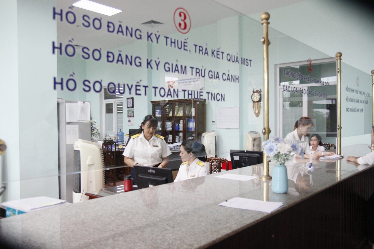 Năm 2024, Cục Thuế Thừa Thiên - Huế tiếp tục triển khai quyết liệt, đồng bộ các giải pháp quản lý thuế, theo dõi chặt chẽ tiến độ thu ngân sách.
