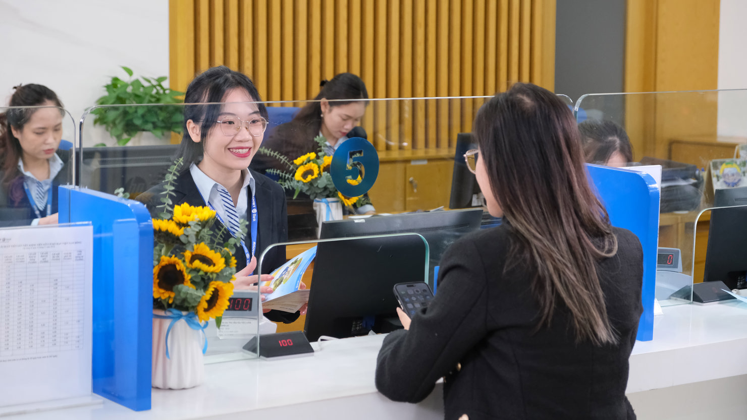Lợi nhuận của các ngân hàng thương mại trong quý IV/2023 có sự phân hóa sâu sắc.
