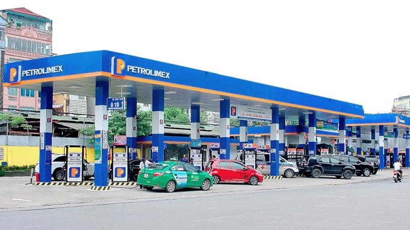 Bộ Công Thương yêu cầu đầu mối kinh doanh xăng dầu bảo đảm cung ứng đủ xăng dầu cho sản xuất, kinh doanh và tiêu dùng của người dân, doanh nghiệp.