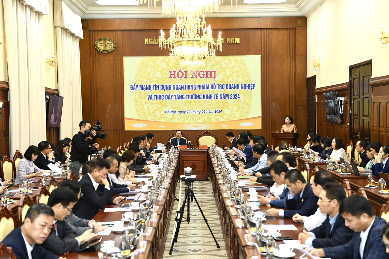 NHNN tổ chức Hội nghị trực tuyến toàn ngành về đẩy mạnh tín dụng ngân hàng năm 2024 (ssáng 20/02/2024).