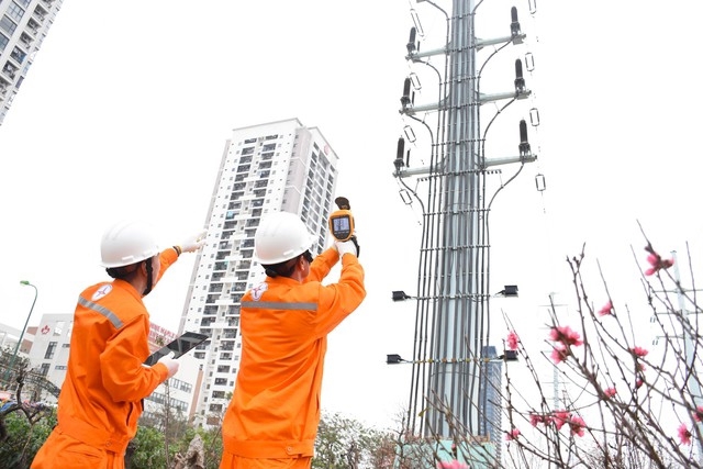 Tổng công ty Điện lực miền Bắc (EVNNPC) đã vận hành an toàn, ổn định lưới điện, chủ động đảm bảo cung ứng điện an toàn và chất lượng phục vụ nhân dân.