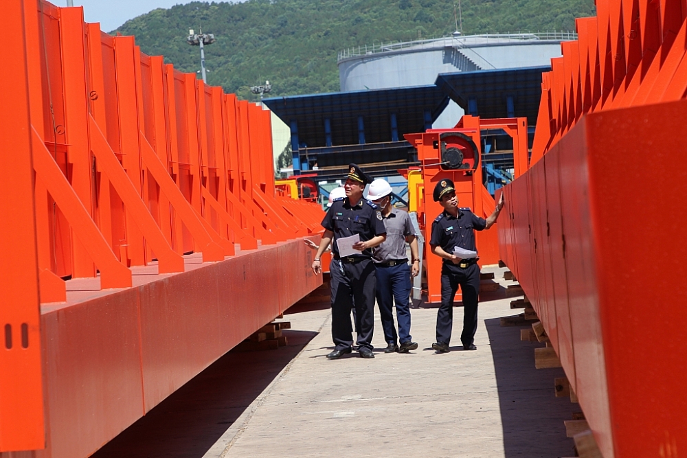 Tính đến 14/3/2024, số thu ngân sách lũy kế từ hàng hóa xuất nhập khẩu làm thủ tục tại Cục Hải quan Thanh Hóa là 3.832,08 tỷ đồng. Ảnh: internet