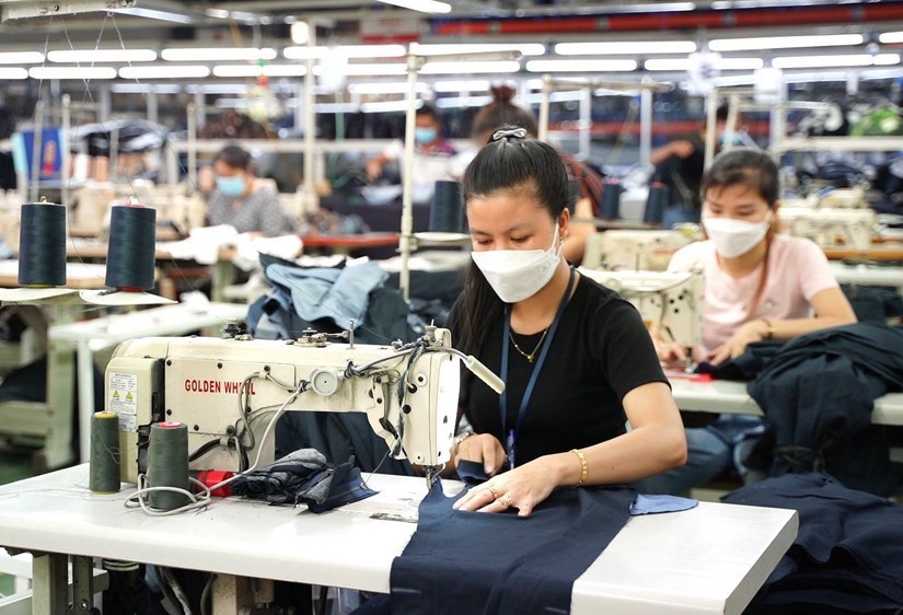 Chứng nhận ISO 26000 và SA 8000 được xem là tiêu chuẩn về nơi làm việc được chấp nhận toàn cầu, có thể áp dụng cho mọi loại hình doanh nghiệp.