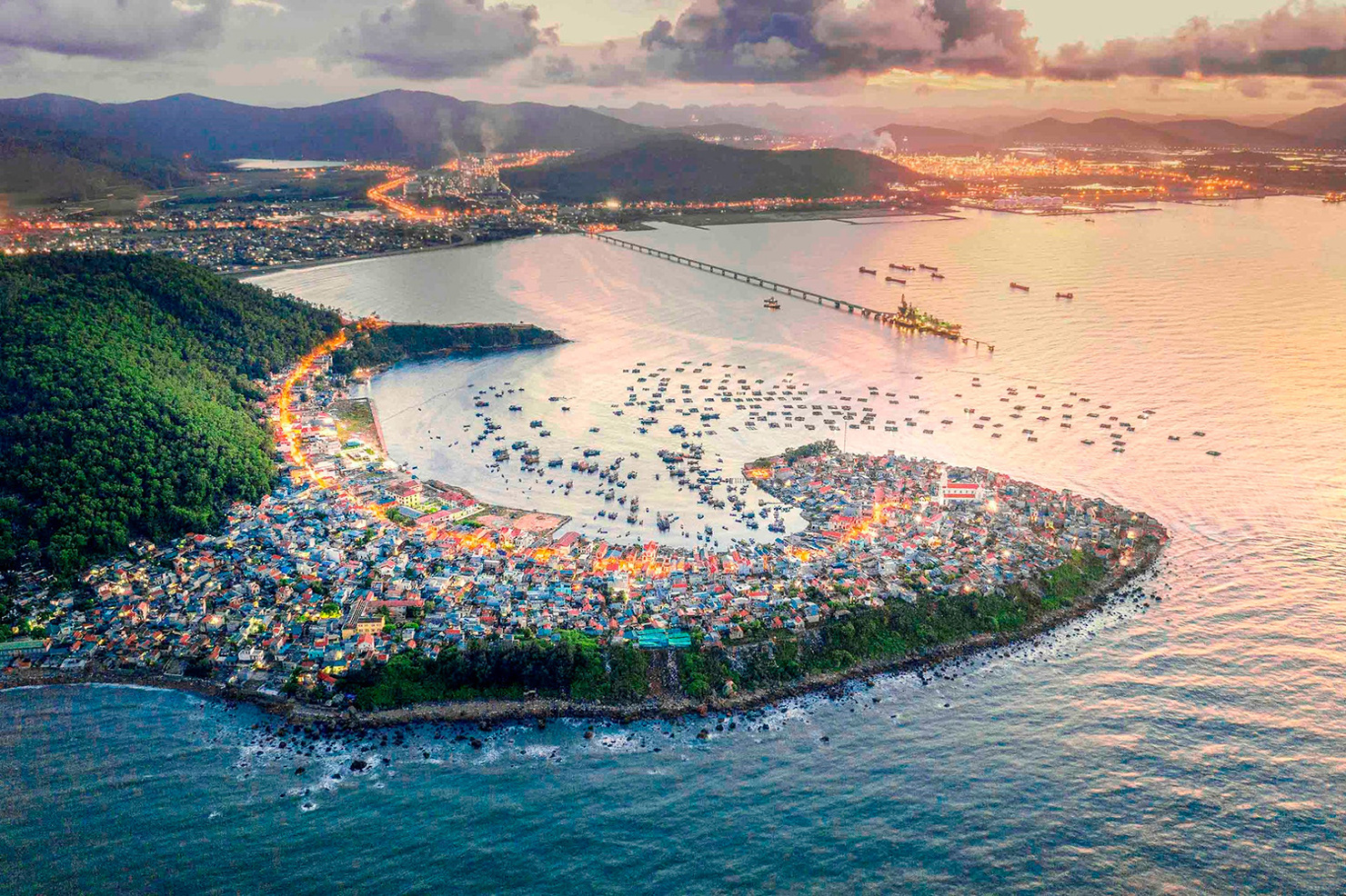 Bán đảo Nghi Sơn, tỉnh Thanh Hóa. Nguồn: nhiepanhdoisong.vn