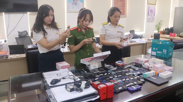 Cục Thuế Hà Nội phối hợp chặt chẽ với Công an Hà Nội để điều tra, xử lý các hành vi vi pham pháp luật trong lĩnh vực thương mại điện tử.