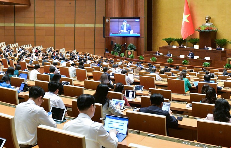 Quốc hội thảo luận về Luật sửa 4 luật trong lĩnh vực đầu tư.