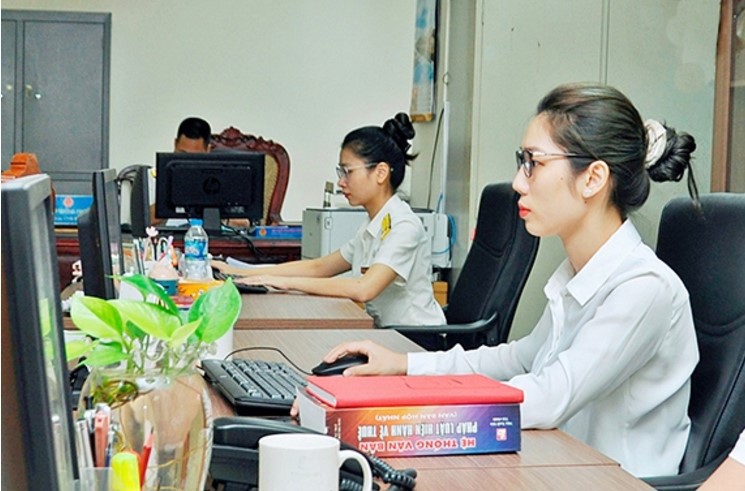 100% văn bản, hồ sơ của Cục Thuế Vĩnh Phúc được triển khai ký số qua ứng dụng hệ thống quản lý văn bản và điều hành bằng phương thức điện tử.