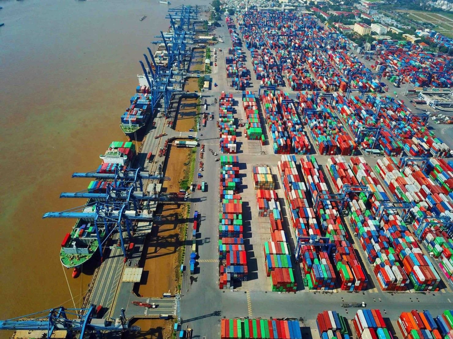 Tăng trưởng xanh và bền vững không chỉ là một xu hướng tất yếu mà đã trở thành điều kiện tiên quyết để duy trì năng lực cạnh tranh và bảo đảm sự phát triển lâu dài của các nền kinh tế.