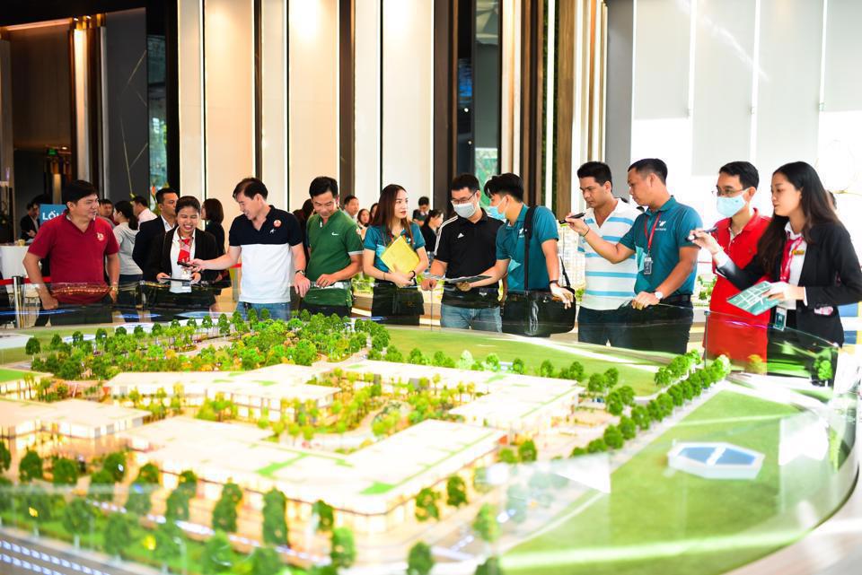 Gỡ "nút thắt" về thể chế góp phần tạo lực đẩy cho thị trường BĐS phát triển an toàn, minh bạch. 