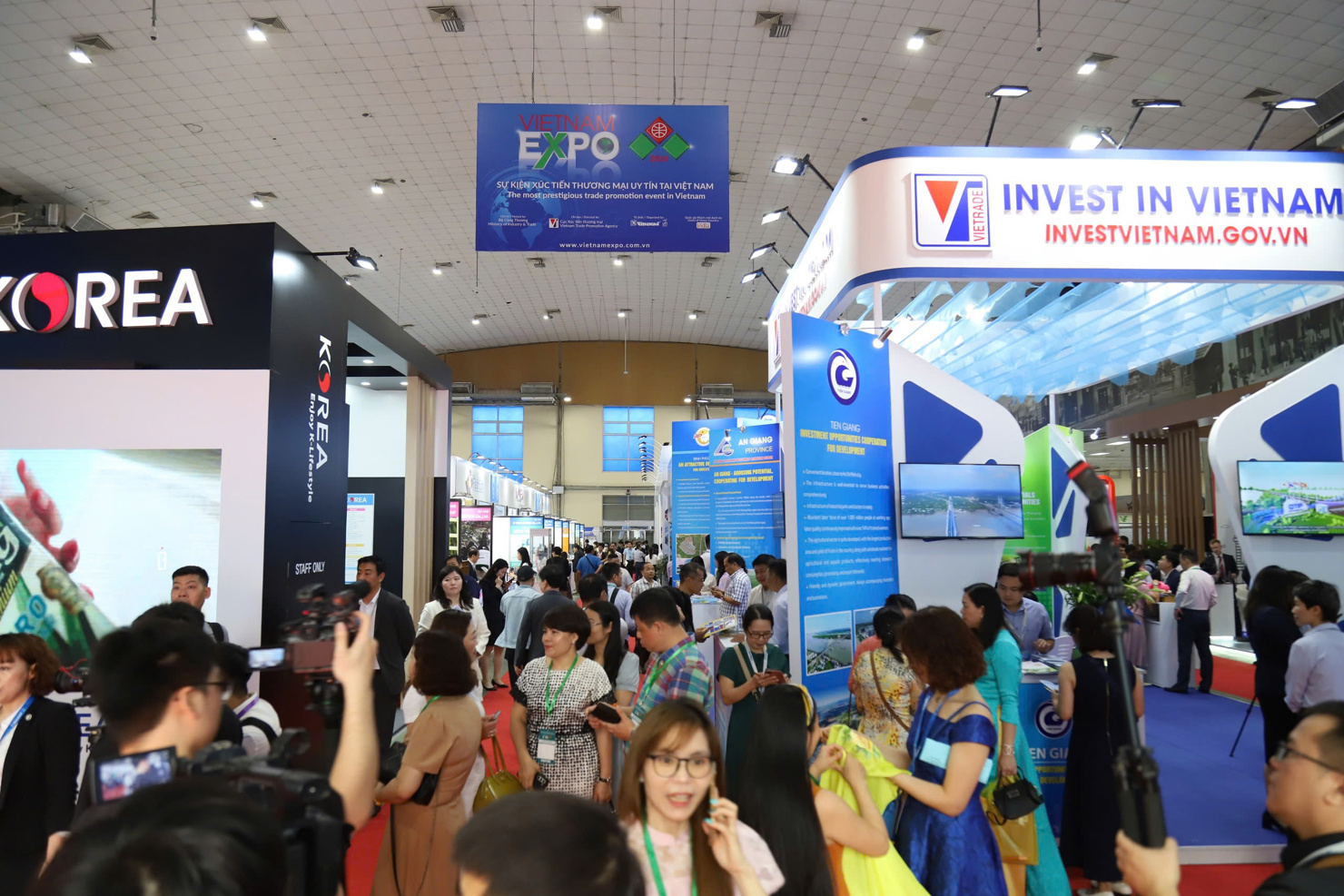 VIETNAM EXPO 2025 sẽ chính thức mở cửa từ 9h00 – 17h00 ngày 02 đến ngày 05/04/2025.