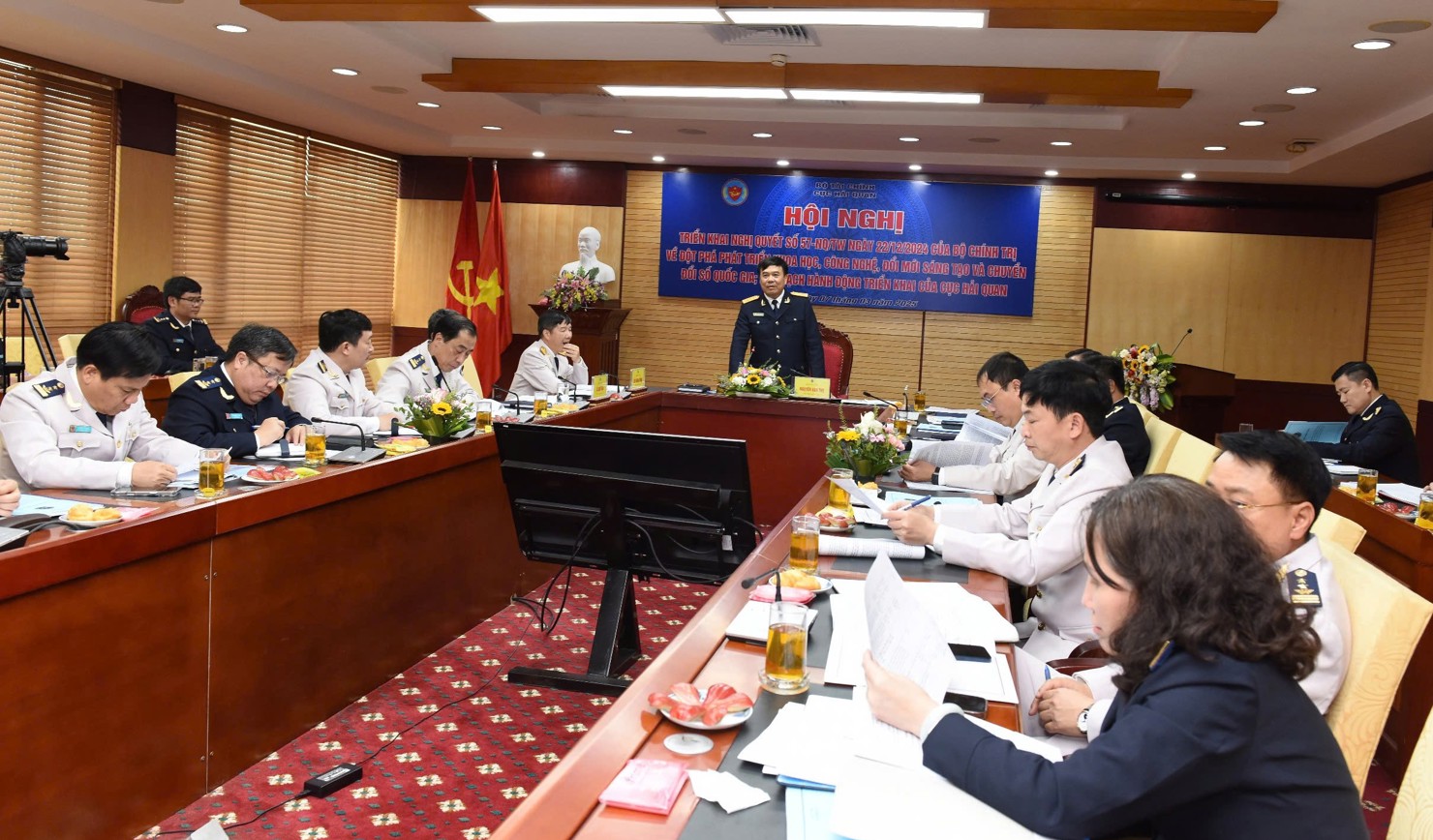 Quang cảnh hội nghị.