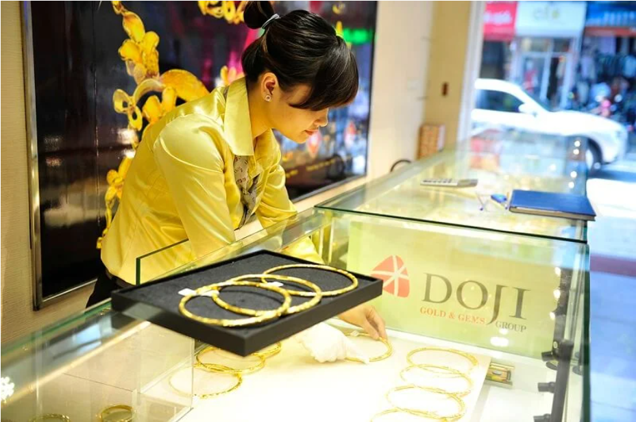 Ngày càng nhiều doanh nghiệp kinh doanh trong lĩnh vực vàng bạc chủ động áp dụng tiêu chuẩn ISO 9001. Ảnh: Internet
