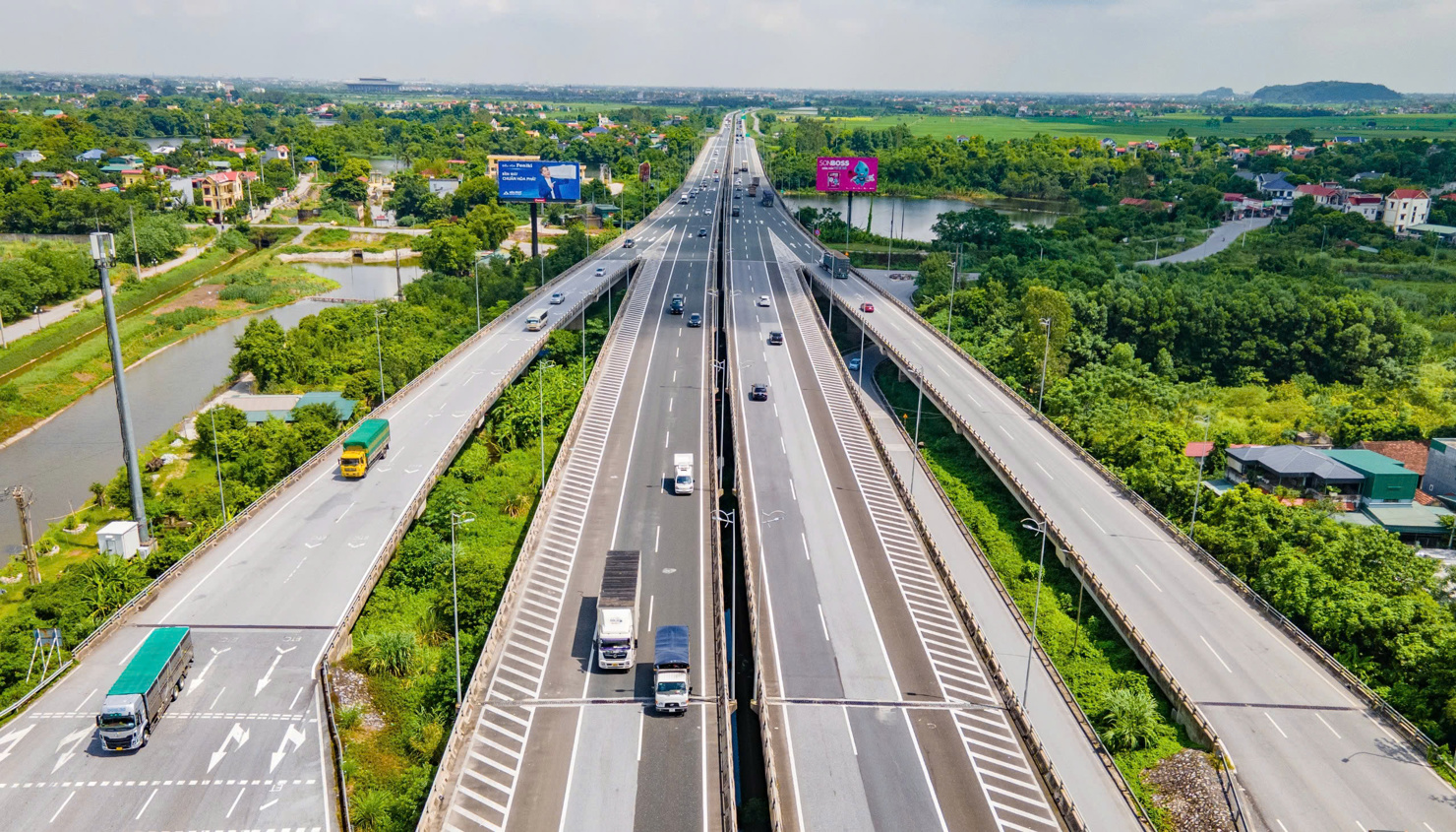 Cao tốc Cầu Giẽ - Ninh Bình do VEC đầu tư, quản lý khai thác. Ảnh: Tạ Hải