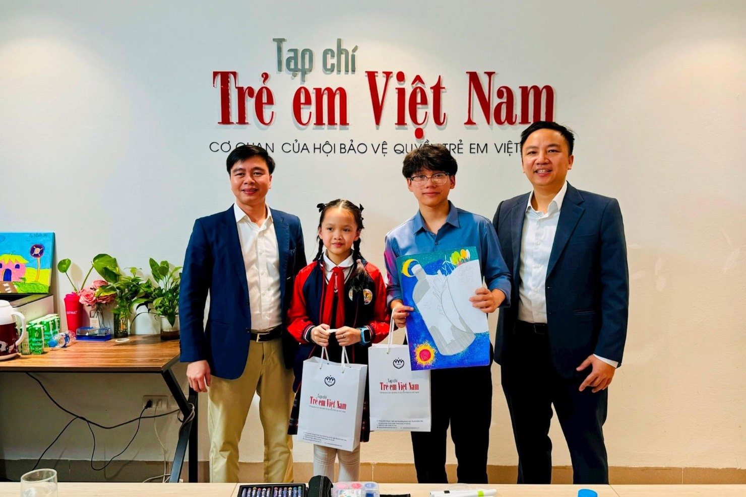 Cuộc thi vẽ tranh “Ngôi nhà mơ ước” năm 2025 có chủ đề đô thị xanh hạnh phúc