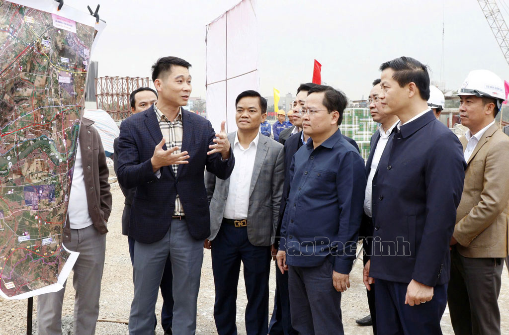 Lãnh đạo tỉnh Bắc Ninh kiểm tra tiến độ triển khai các gói thầu thuộc dự án đường Vành đai 4- Vùng Thủ đô Hà Nội.