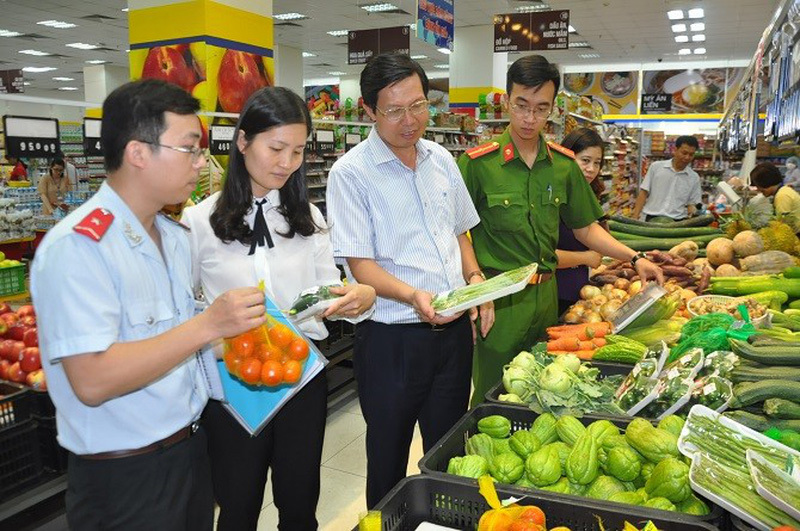 Nâng cao nhận thức và ý thức của cộng đồng trong công tác bảo đảm an toàn thực phẩm. Nguồn: Internet