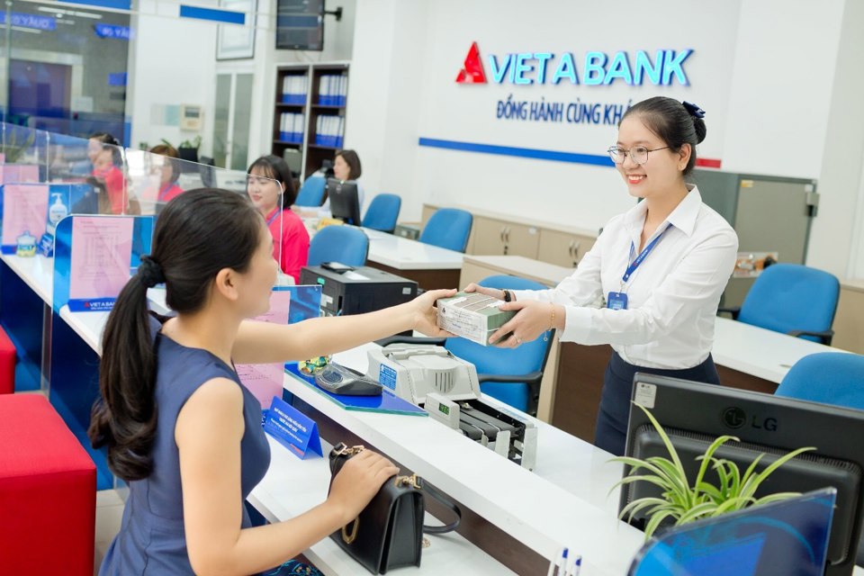 Thu nhập lãi thuận tăng, nhưng mua bán chứng khoán đầu tư của VietABank chuyển từ lãi sang lỗ.