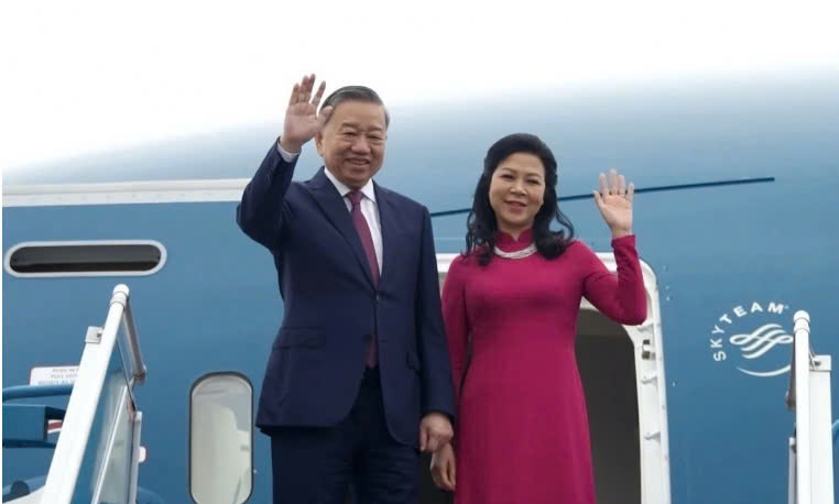 Tổng Bí thư Tô Lâm và Phu nhân.
