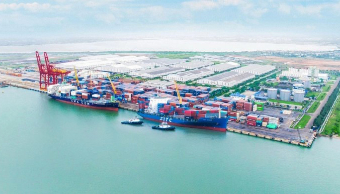 Tỉnh Quảng Nam muốn đầu tư đồng bộ hạ tầng hệ thống cảng biển nước sâu. Ảnh: VOV