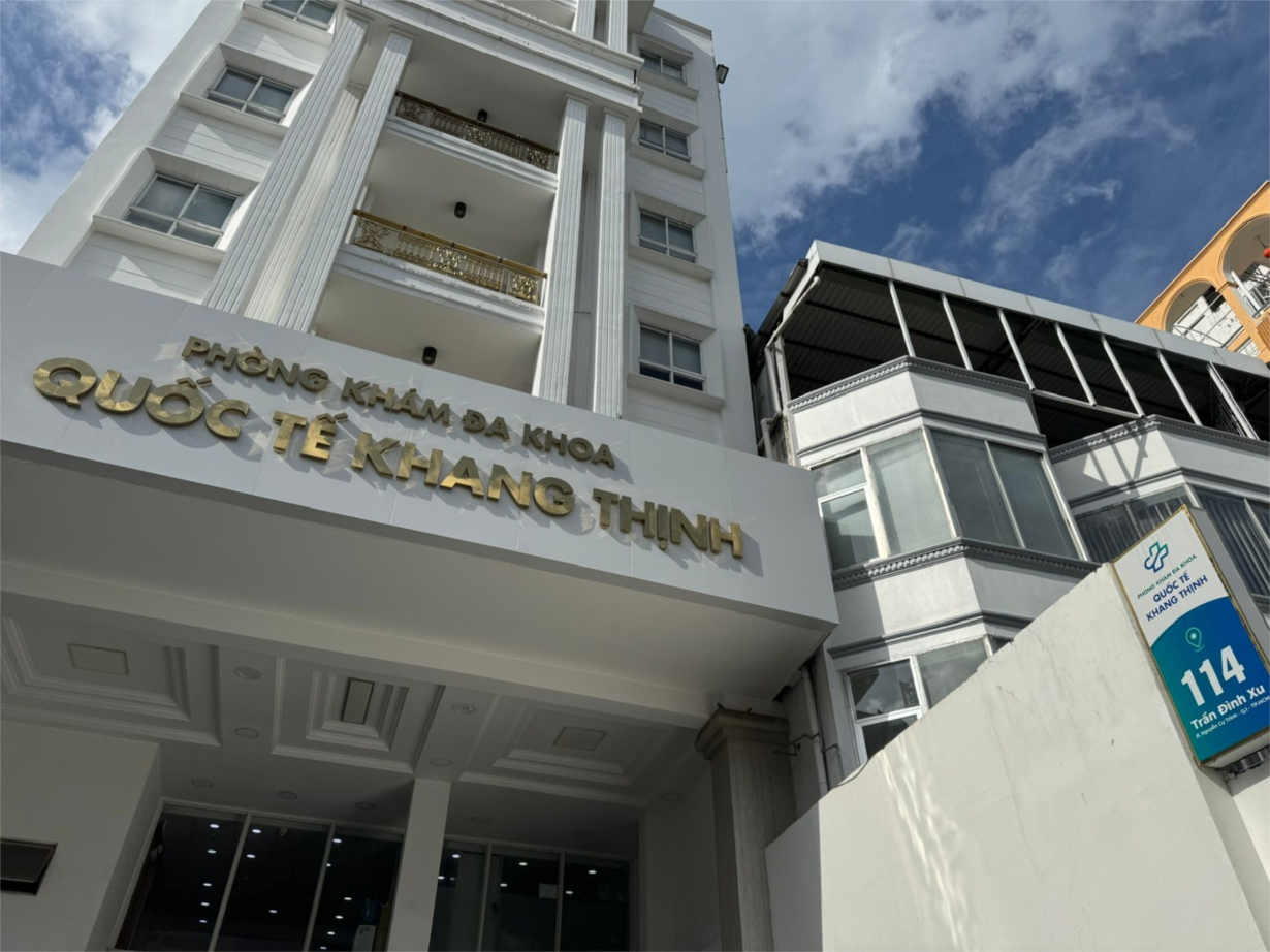 Phòng khám có dấu hiệu “vẽ bệnh, moi tiền” của  Công ty TNHH Tập đoàn Việt Khang tại địa chỉ số 114 Trần Đình Xu, phường Cầu Ông Lãnh