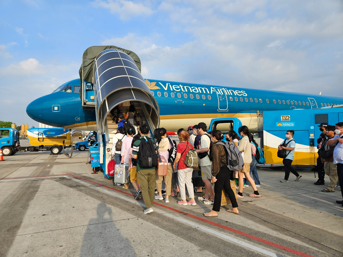 Trong 7 tháng đầu năm, sản lượng khai thác hàng không tăng đều bất chấp đội tàu bay sụt giảm. Ảnh minh họa