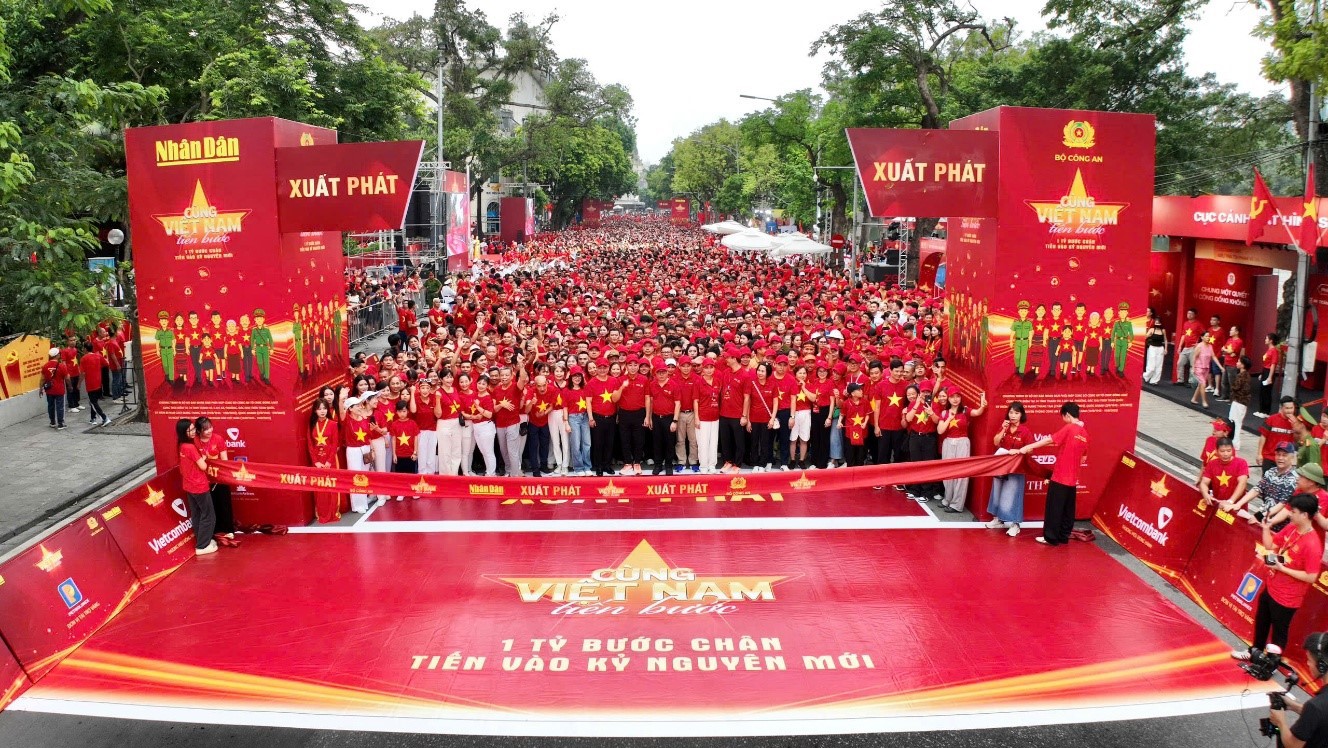 Toàn cảnh sự kiện “Cùng Việt Nam tiến bước” sáng ngày 16/8 tại Hà Nội