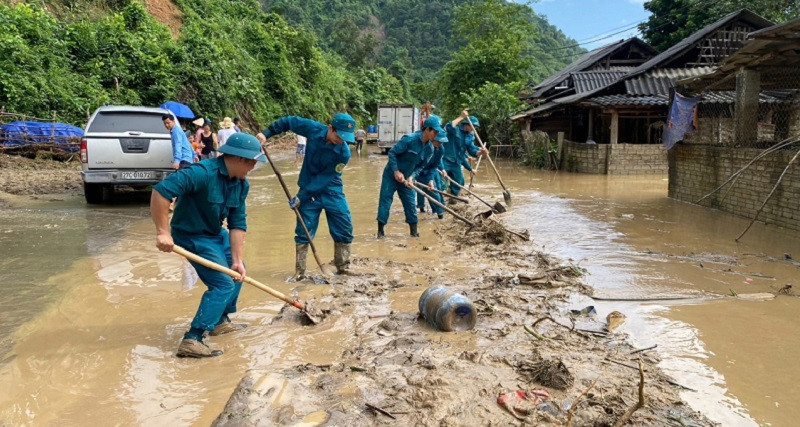 Theo các chuyên gia, cần nâng cấp hệ thống cảnh báo thiên tai, đưa công nghệ trí tuệ nhân tạo và dữ liệu vệ tinh vào dự báo thời tiết để cảnh báo sớm và kịp thời. 
