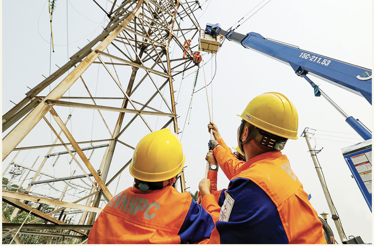 Các tập đoàn kinh tế, tổng công ty nhà nước phát huy vai trò đầu tàu, dẫn dắt, đổi mới quản trị, nâng cao hiệu quả sản xuất kinh doanh.