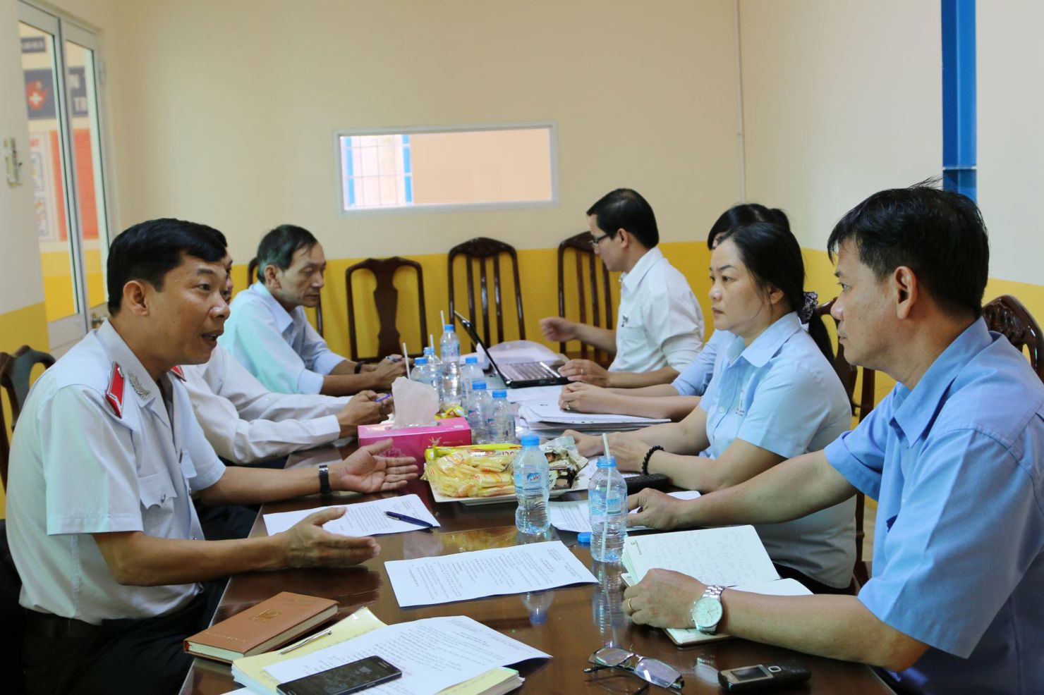 Luật BHXH năm 2024 đã tăng chế tài xử lý đơn vị nợ BHXH nhưng công tác xử lý vẫn còn nhiều khó khăn.