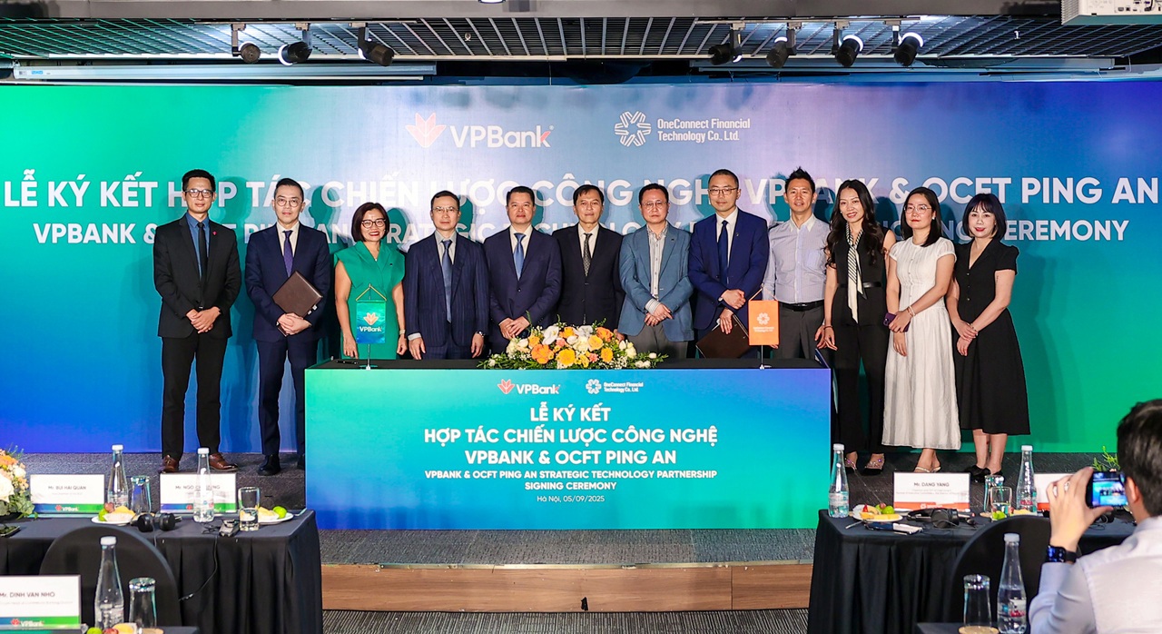 VPBank làm chủ công nghệ lõi, sẵn sàng đáp ứng nhu cầu giao dịch bùng nổ trong tương lai.