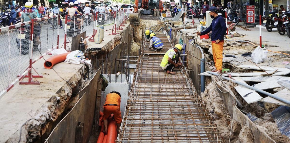 Nhiều công trình sử dụng vốn ngân sách của TP. Đà Nẵng đang được đẩy nhanh tiến độ. Ảnh: P.N