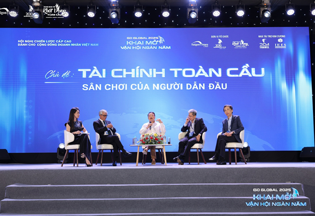 Tọa đàm Tài chính toàn cầu là điểm nhấn của hội nghị Go Global 2025. Ảnh: BTC