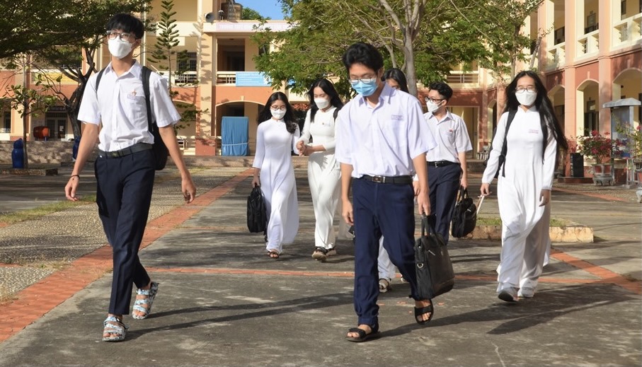 Sở GD&ĐT TP. Hồ Chí Minh yêu cầu các trường bố trí các khung giờ phải bảo đảm giao thông thông thoáng. Ảnh T.A