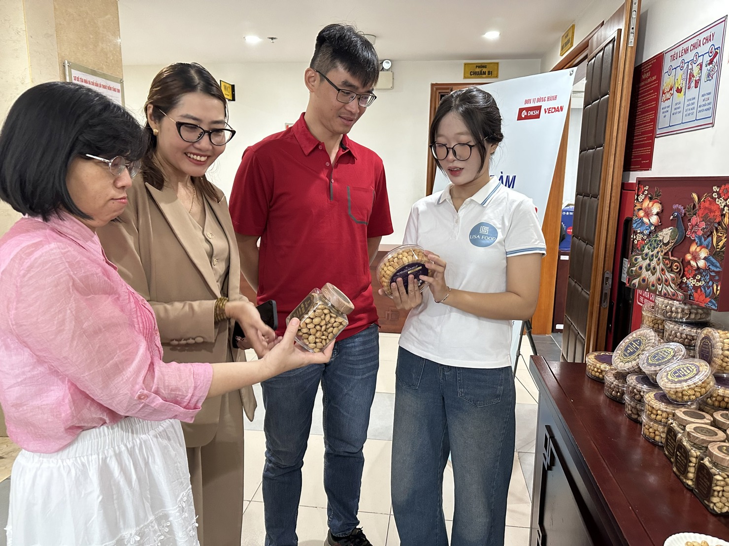 TP.H ồ Chí Minh kỳ vọng phát triển thị trường nội địa cho hàng Việt. Ảnh: T.H