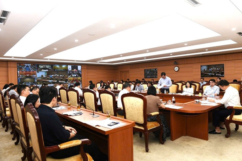 Hội nghị trực tuyến hướng dẫn triển khai các công việc liên quan đến tài chính - ngân sách trong quá trình vận hành chính quyền địa phương hai cấp.