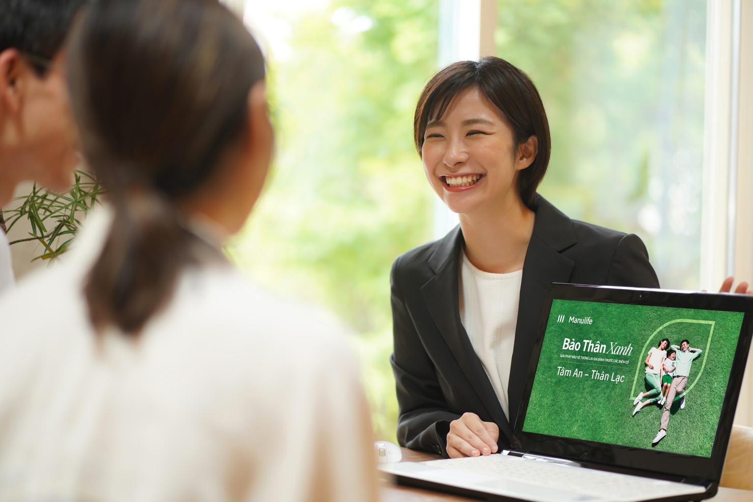 Manulife ra mắt hai sản phẩm mới mở rộng độ tuổi tham gia và gia tăng quyền lợi bảo vệ cho khách hàng. 