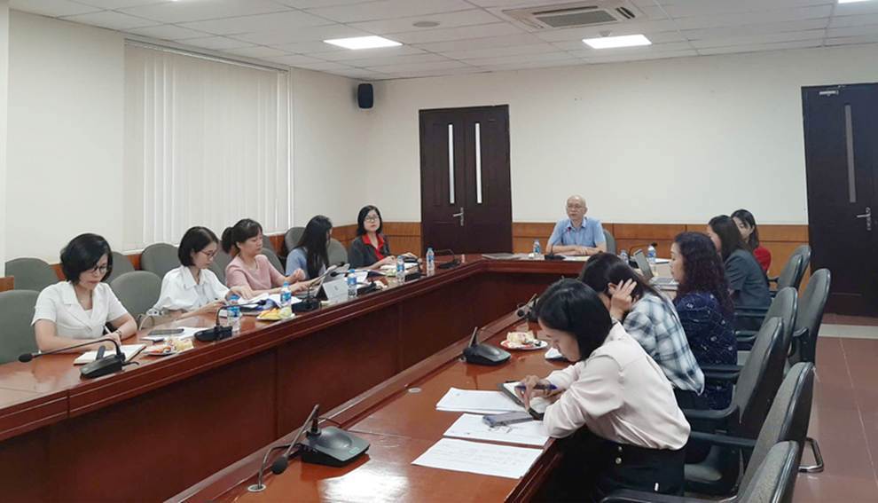 Ông Trần Thanh Hải, Phó Cục trưởng Cục Xuất nhập khẩu (Bộ Công Thương) chủ trì cuộc họp hỗ trợ các địa phương kết nối hệ thống eCoSys, phục vụ cấp C/O.