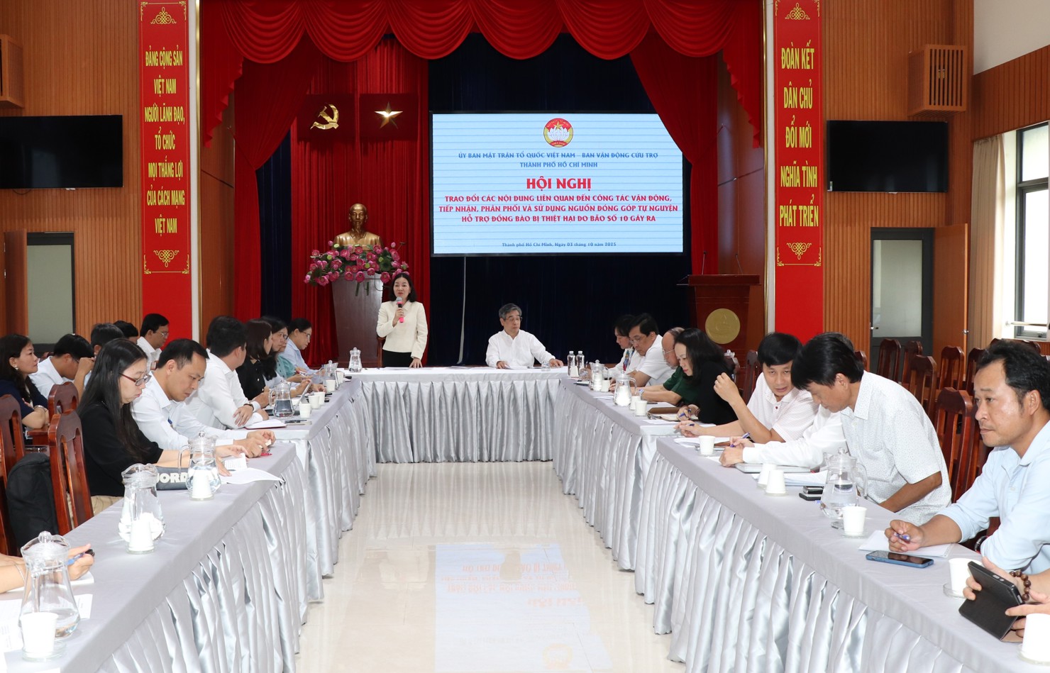 Bà Trương Thị Bích Hạnh phát biểu tại buổi làm việc. Ảnh: PT