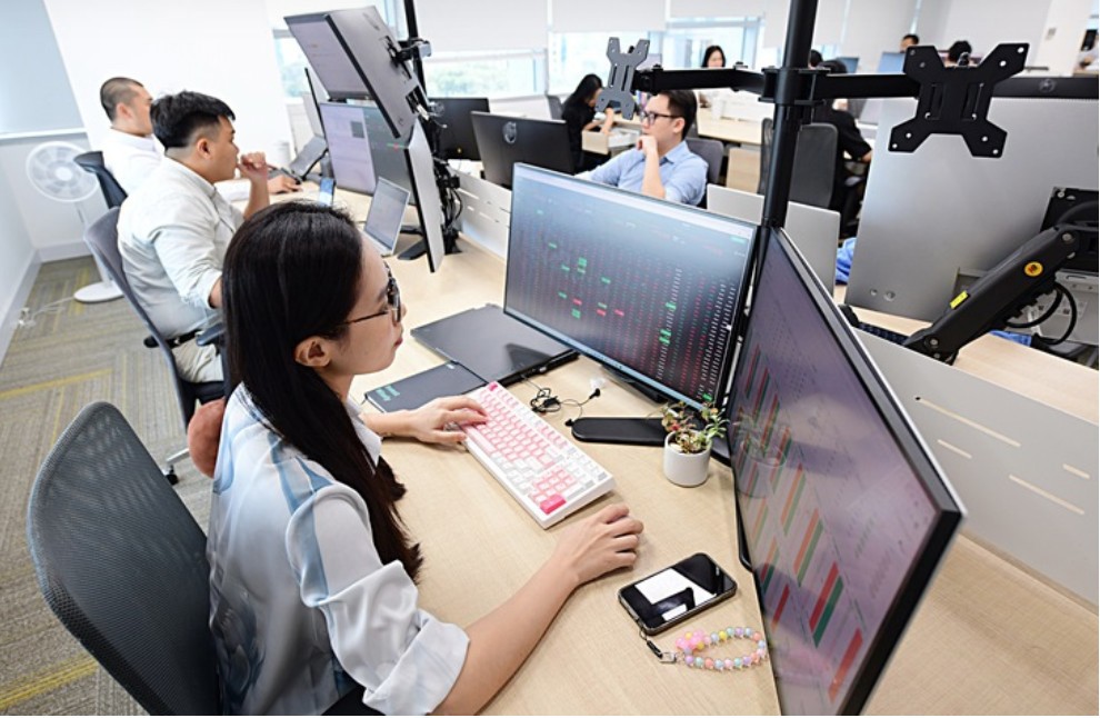 VN-Index trong giai đoạn  tích lũy. Ảnh ST