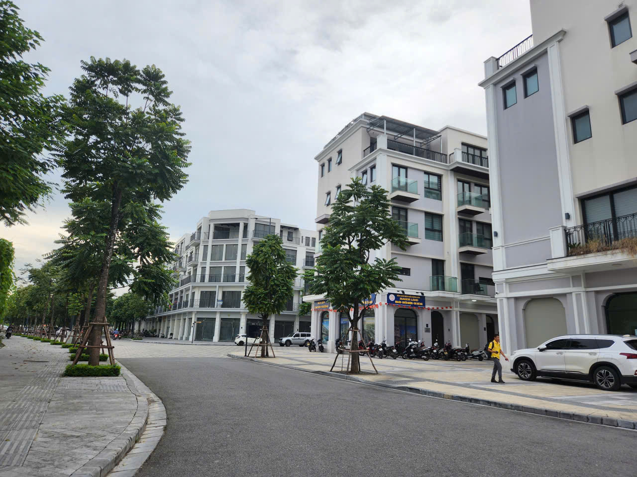 Các cử tri tỉnh Hưng Yên kiến nghị Chính phủ chỉ đạo hơn nữa các giải pháp thúc đẩy xây dựng nhà ở xã hội cho công nhân. Ảnh minh họa: L.Th